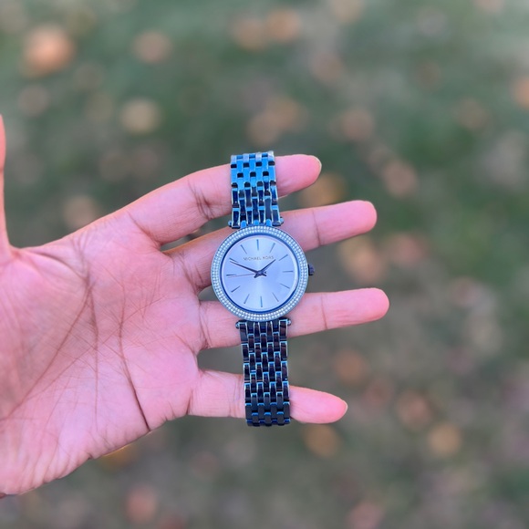 Michael Kors Women's blue Darci Watch Quartz Mineral Crystal Watch - Picture 4 of 10